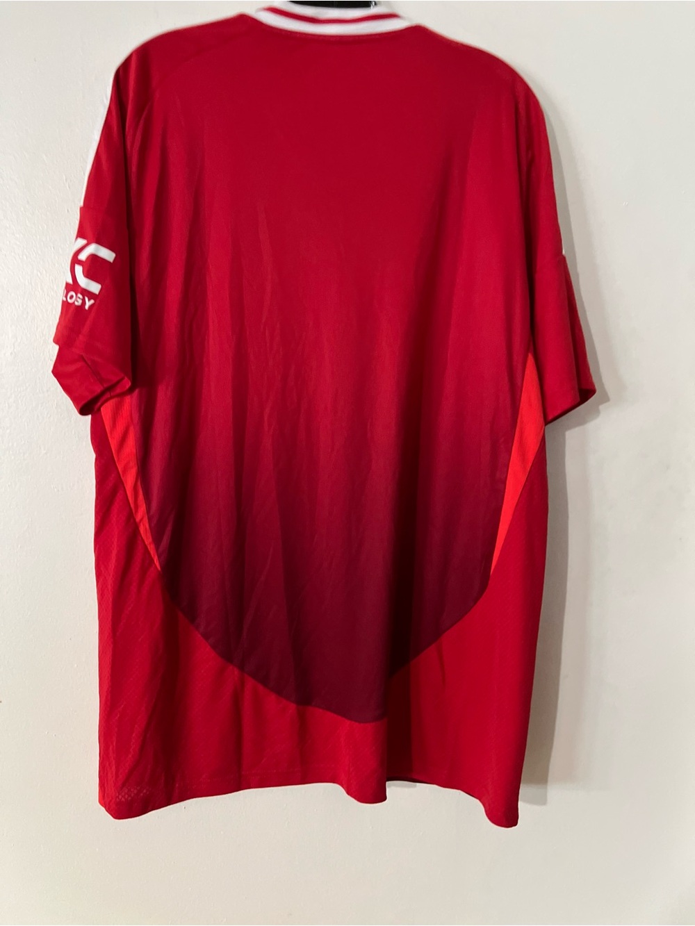 adidas Manchester United Red and White Home Jersey - Picture 7 of 11